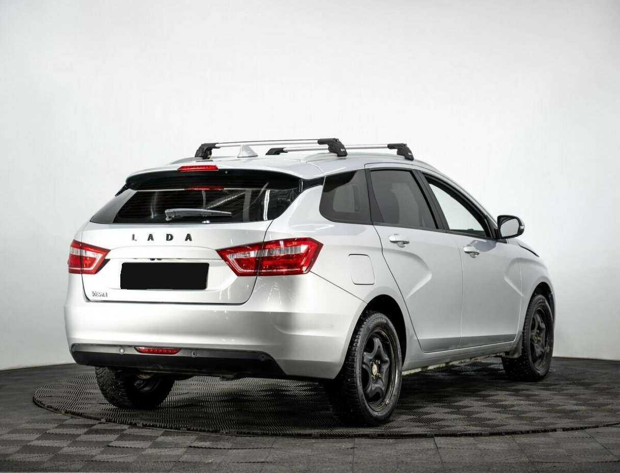 Lada (ВАЗ) Vesta SW, 2021 - Фото №3
