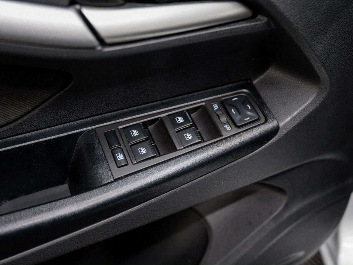 Lada (ВАЗ) Vesta SW, 2021 - Фото №10