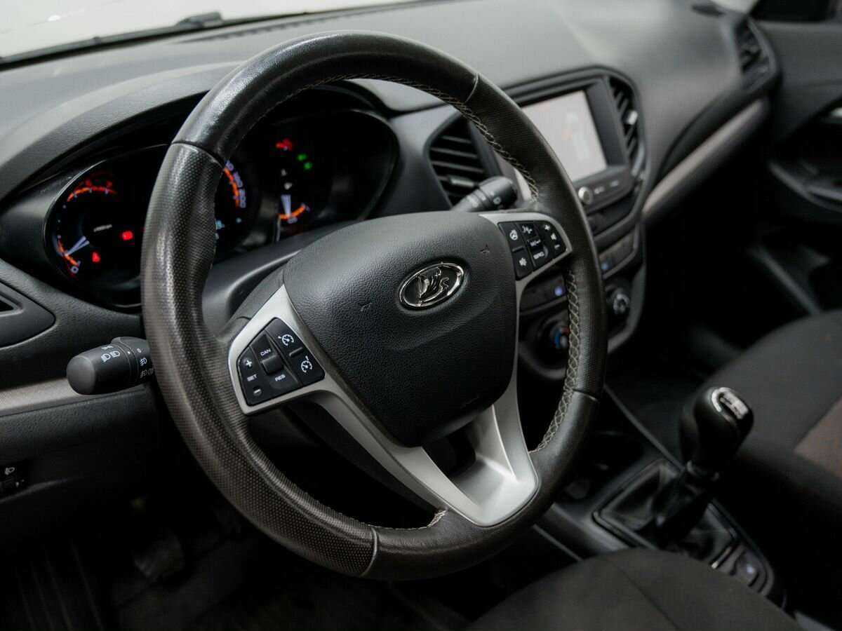 Lada (ВАЗ) Vesta SW, 2021 - Фото №11