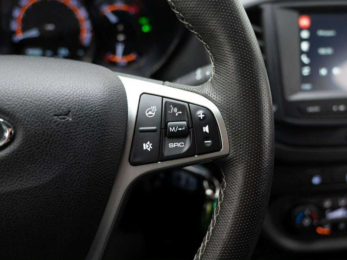 Lada (ВАЗ) Vesta SW, 2021 - Фото №12