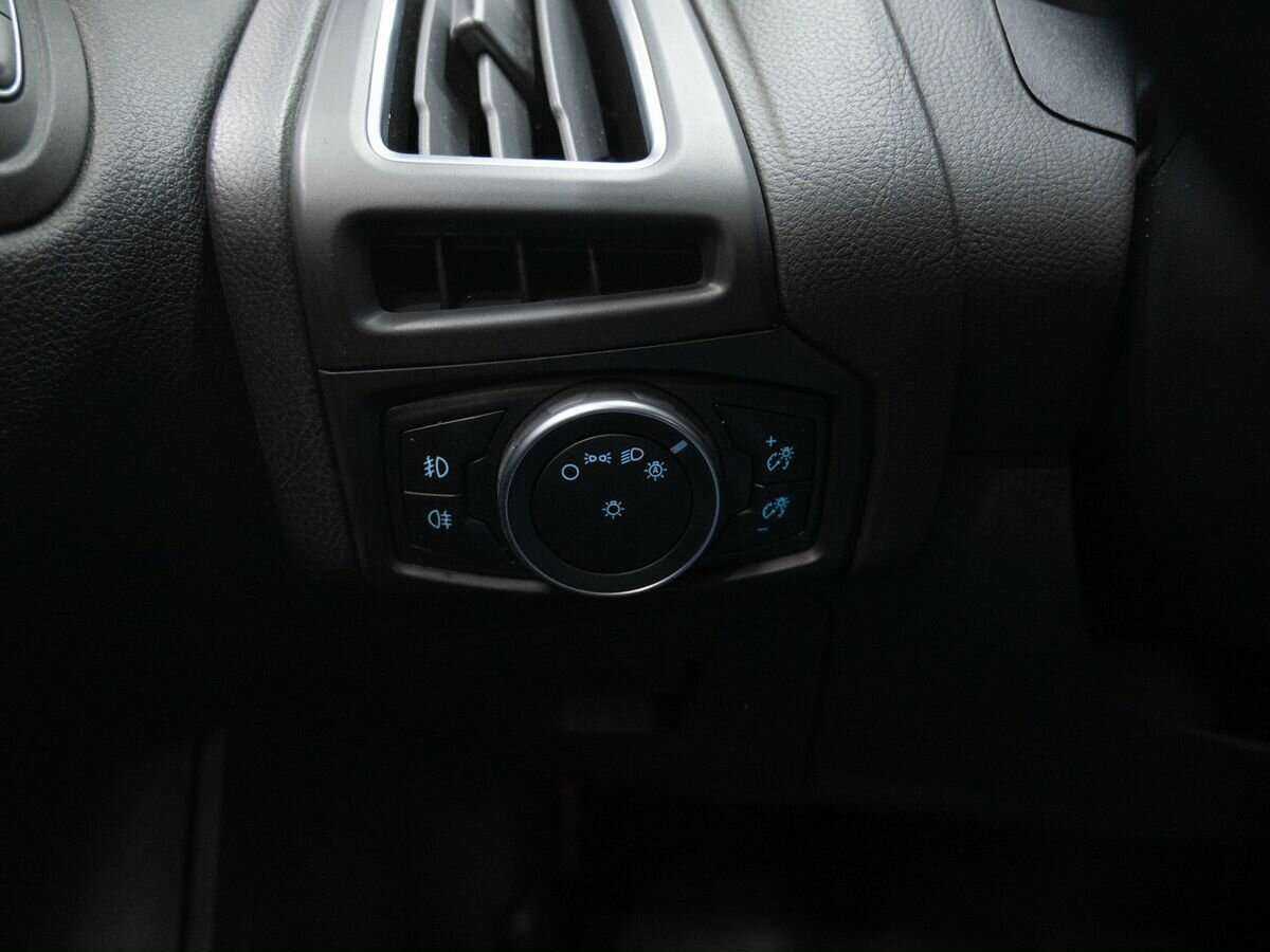 Ford Focus, 2019 - Фото №18