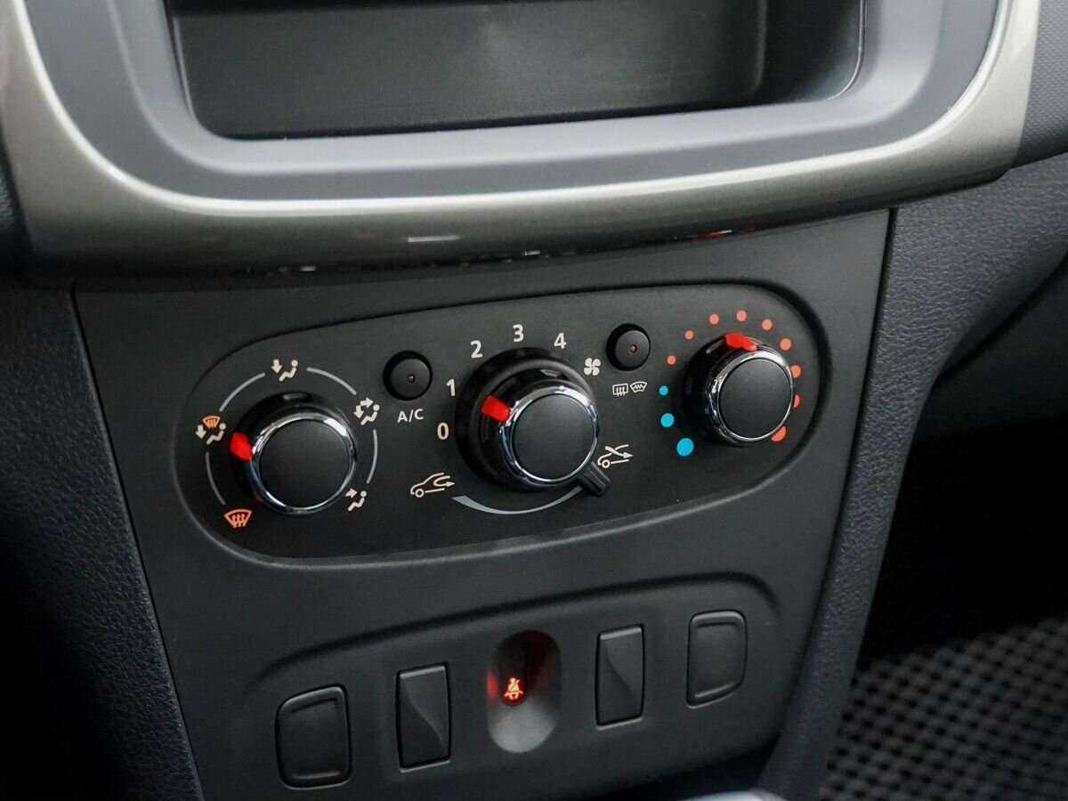 Renault Logan Stepway, 2022 - Фото №17