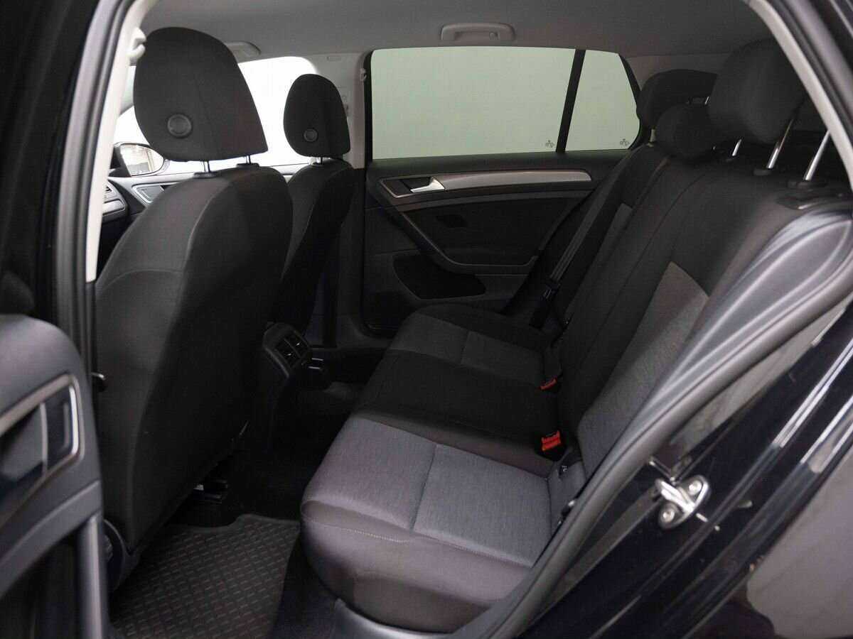 Volkswagen Golf, 2013 - Фото №10