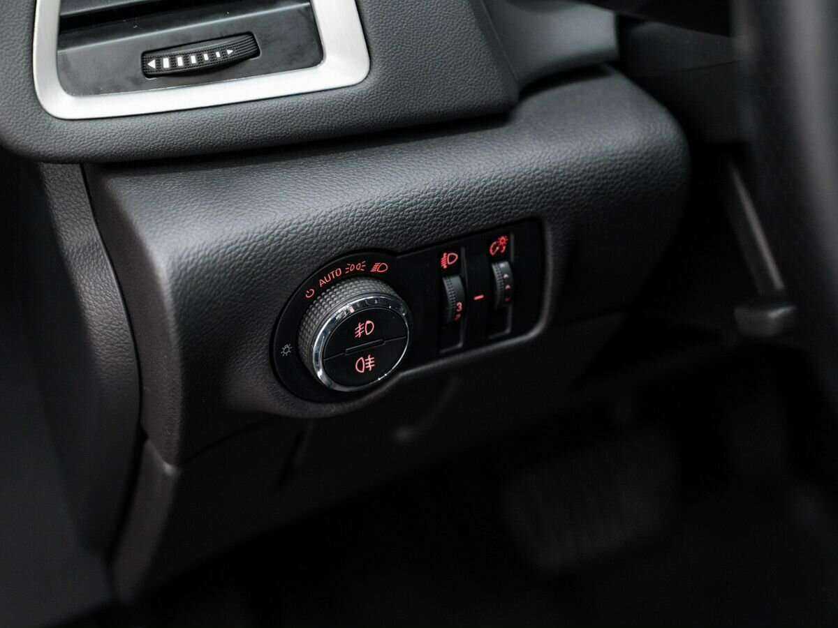 Opel Astra, 2012 - Фото №9