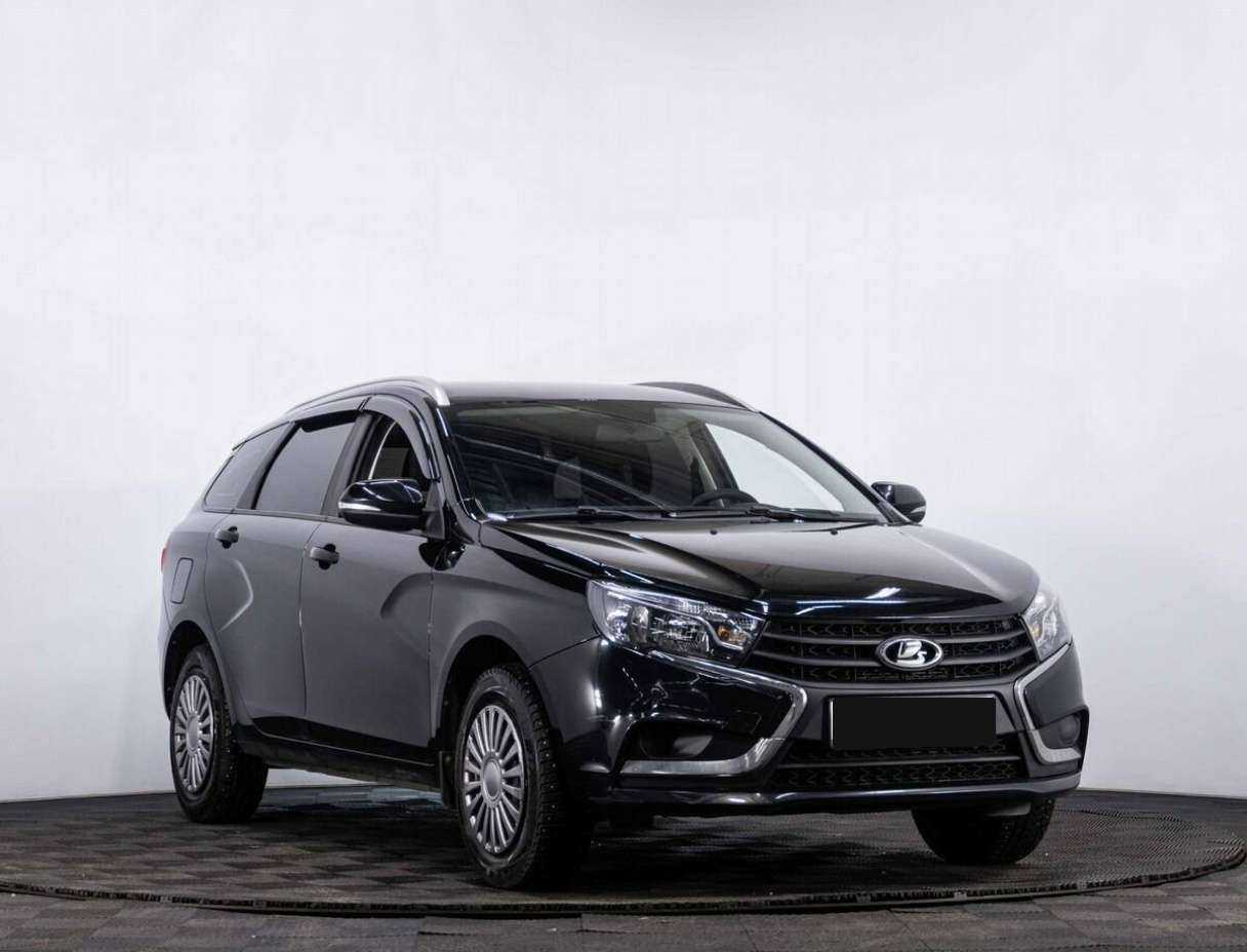 Lada (ВАЗ) Vesta SW, 2020 - Фото №2