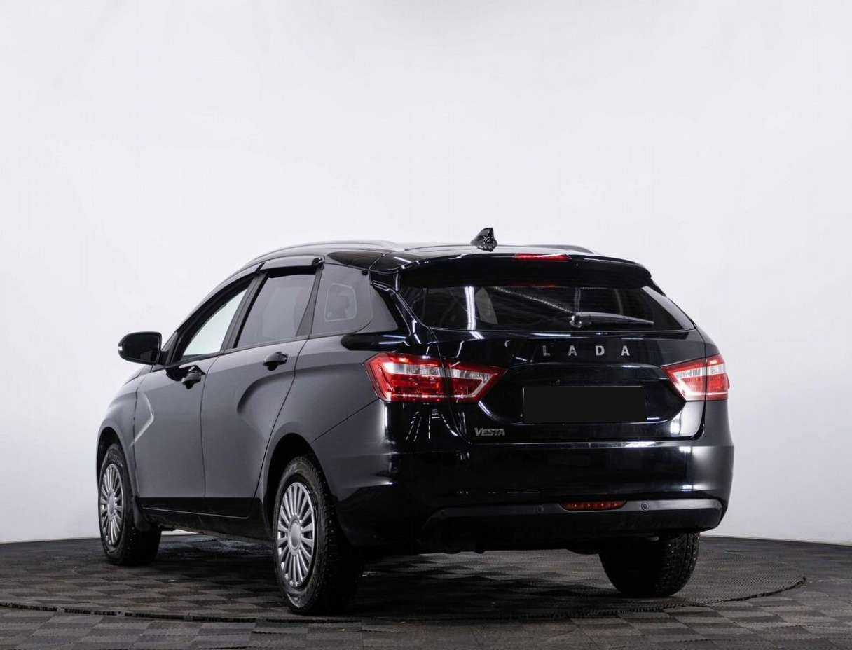 Lada (ВАЗ) Vesta SW, 2020 - Фото №3