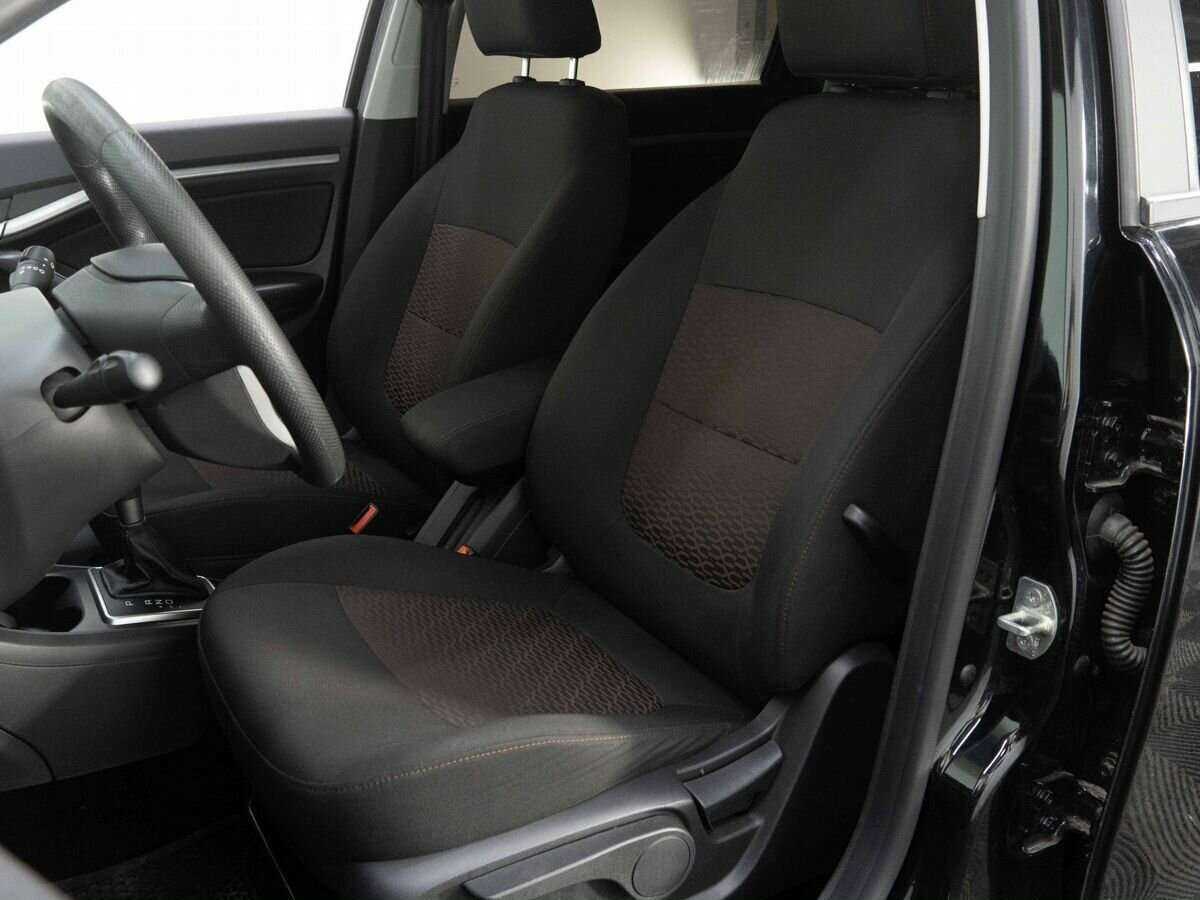 Lada (ВАЗ) Vesta SW, 2020 - Фото №7