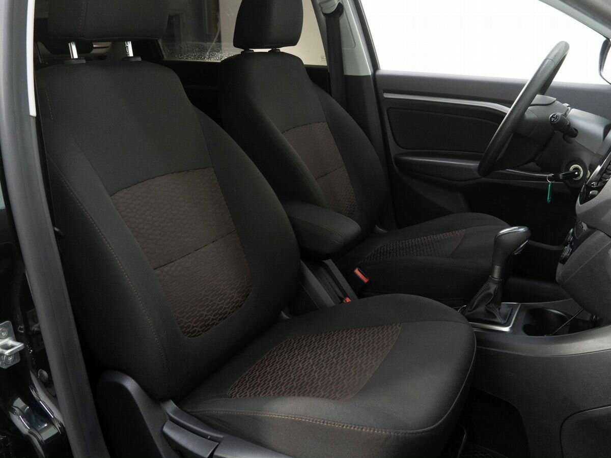 Lada (ВАЗ) Vesta SW, 2020 - Фото №11