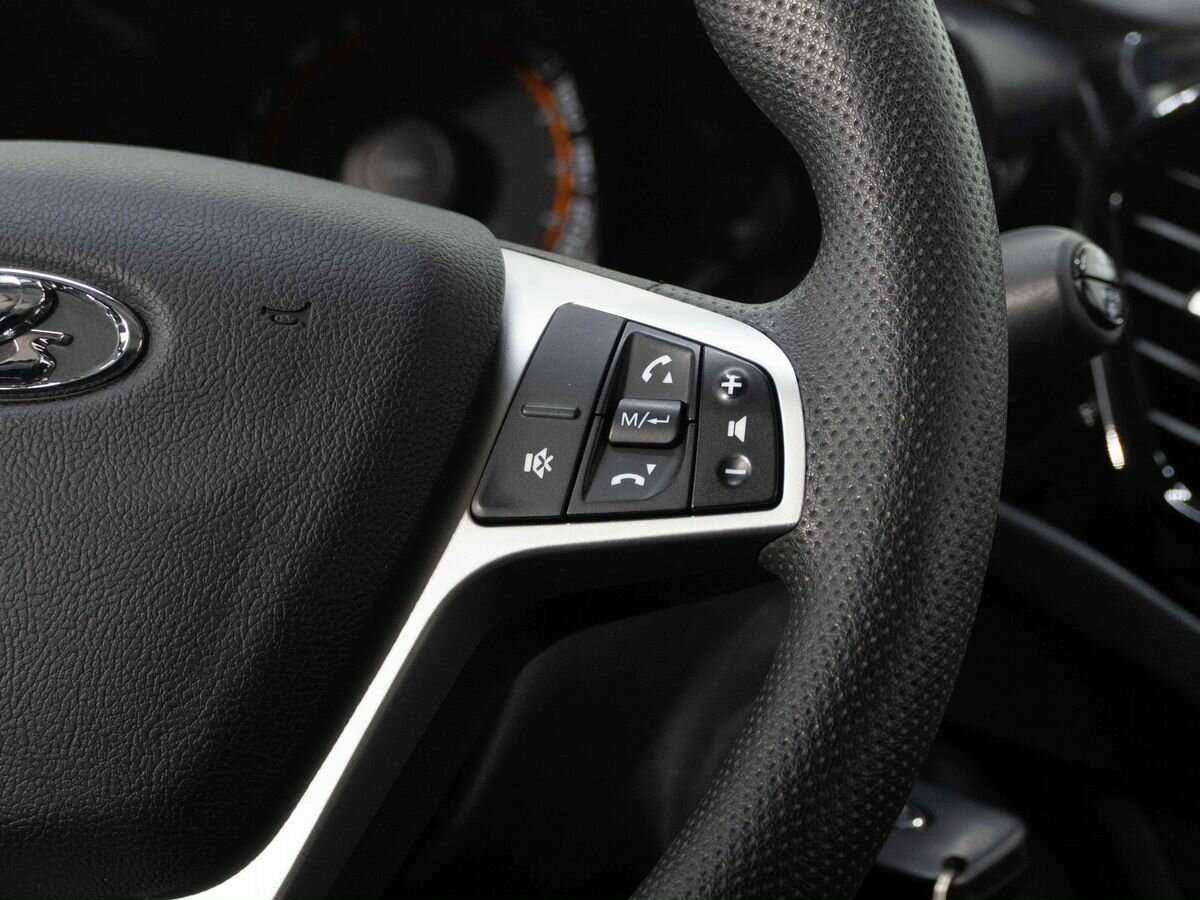 Lada (ВАЗ) Vesta SW, 2020 - Фото №14