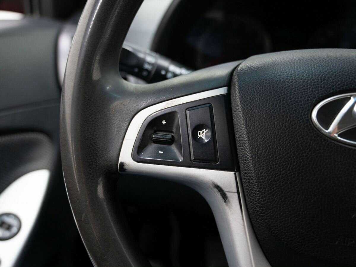 Hyundai Solaris, 2012 - Фото №15