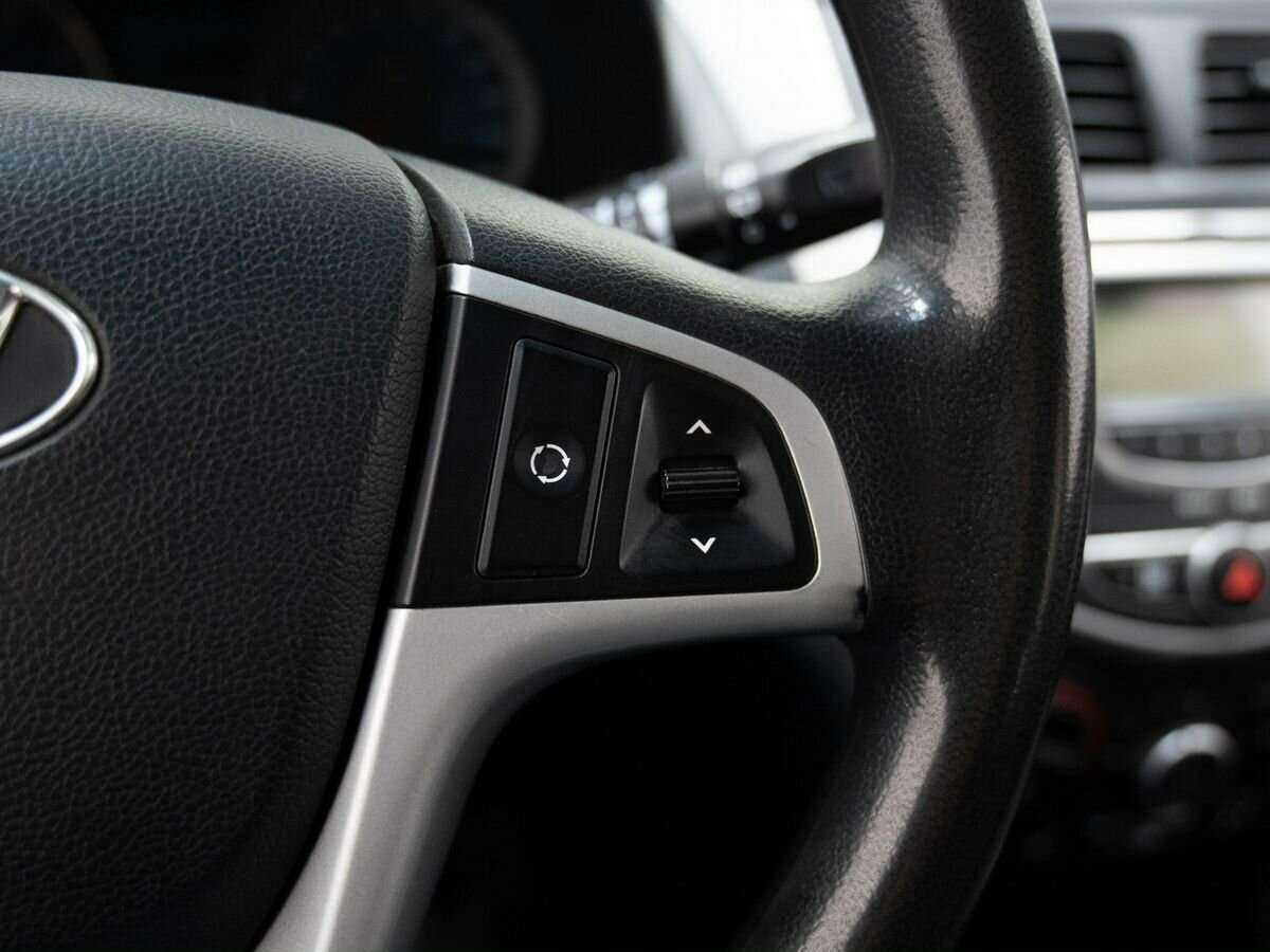 Hyundai Solaris, 2012 - Фото №16