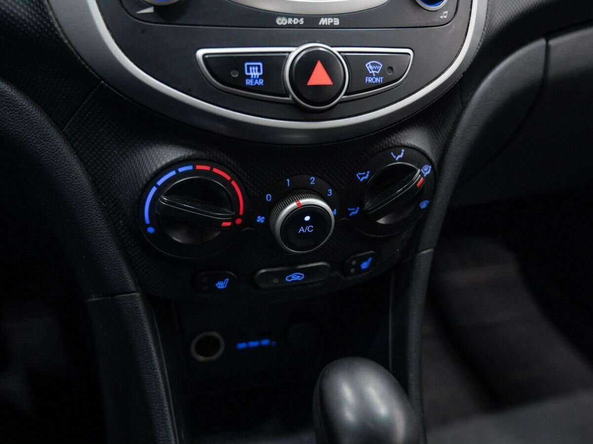 Hyundai Solaris, 2012 - Фото №18