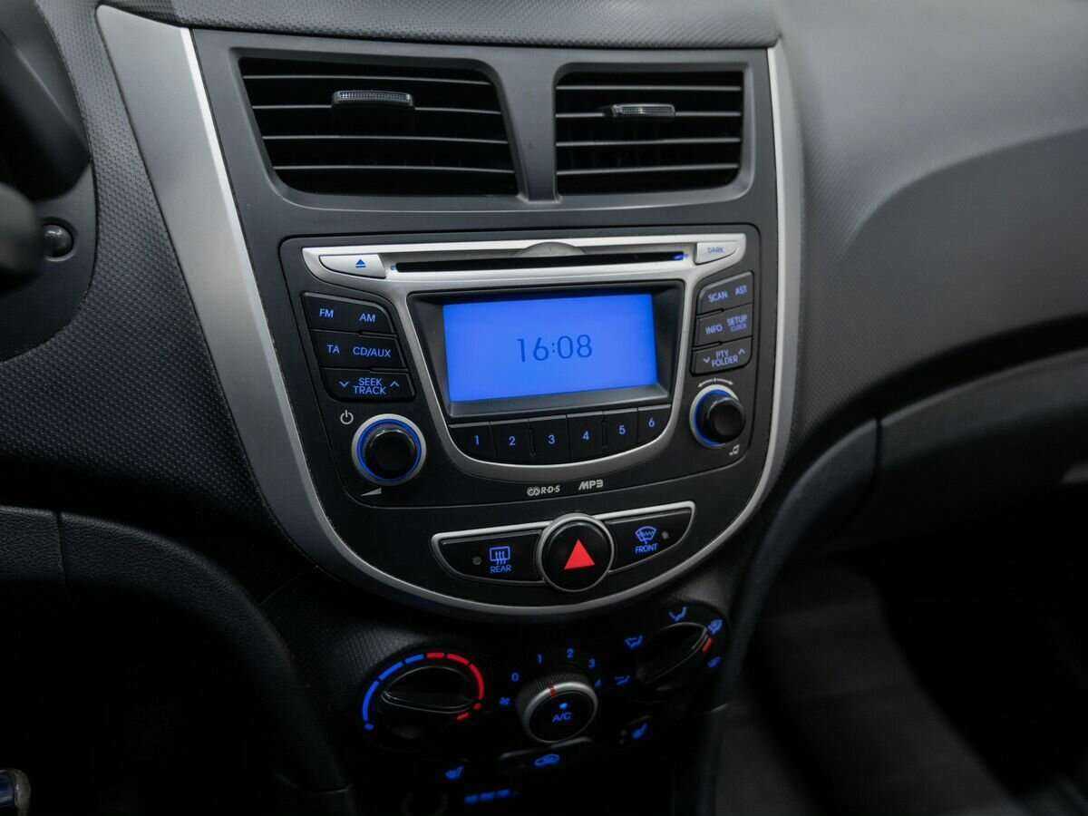 Hyundai Solaris, 2012 - Фото №19