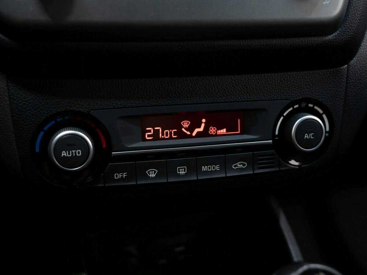 Kia Rio, 2015 - Фото №20