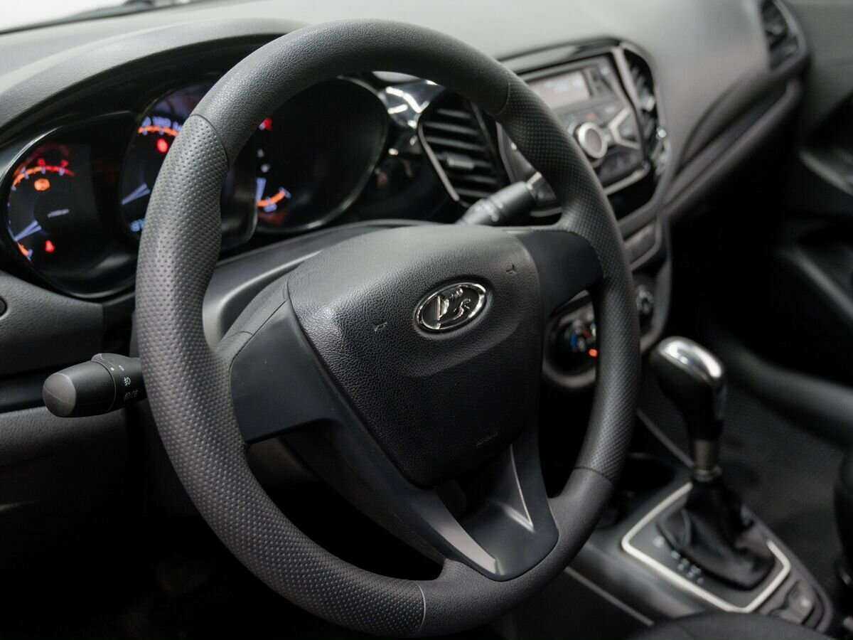 Lada (ВАЗ) Vesta, 2020 - Фото №10