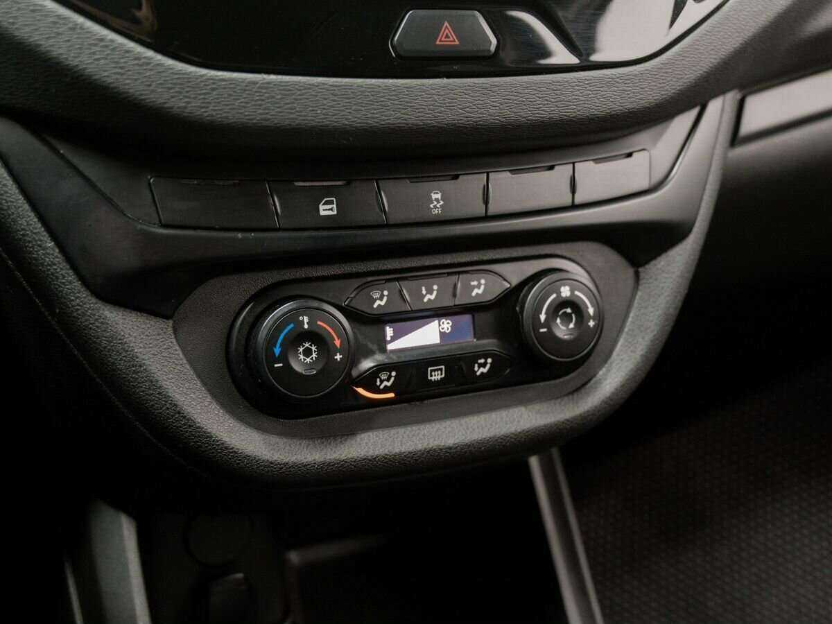 Lada (ВАЗ) Vesta, 2020 - Фото №14