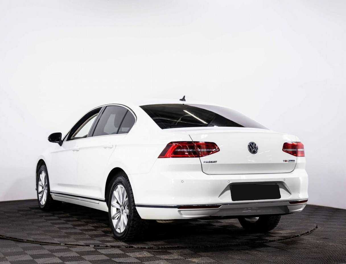 Volkswagen Passat, 2016 - Фото №3