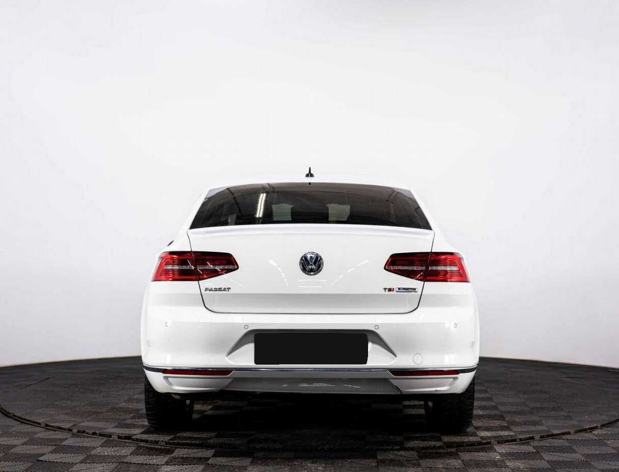 Volkswagen Passat, 2016 - Фото №4