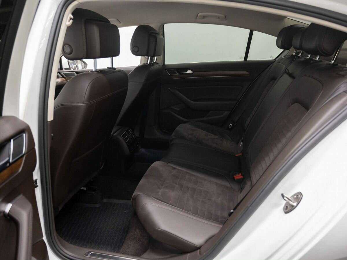 Volkswagen Passat, 2016 - Фото №8