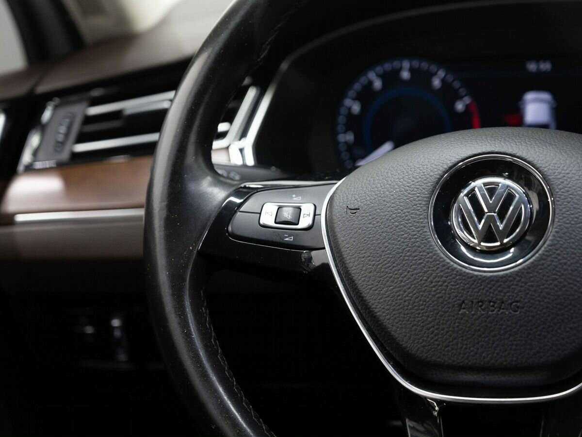 Volkswagen Passat, 2016 - Фото №13