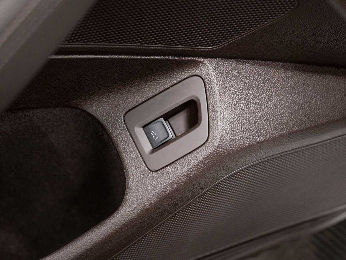 Volkswagen Passat, 2016 - Фото №16