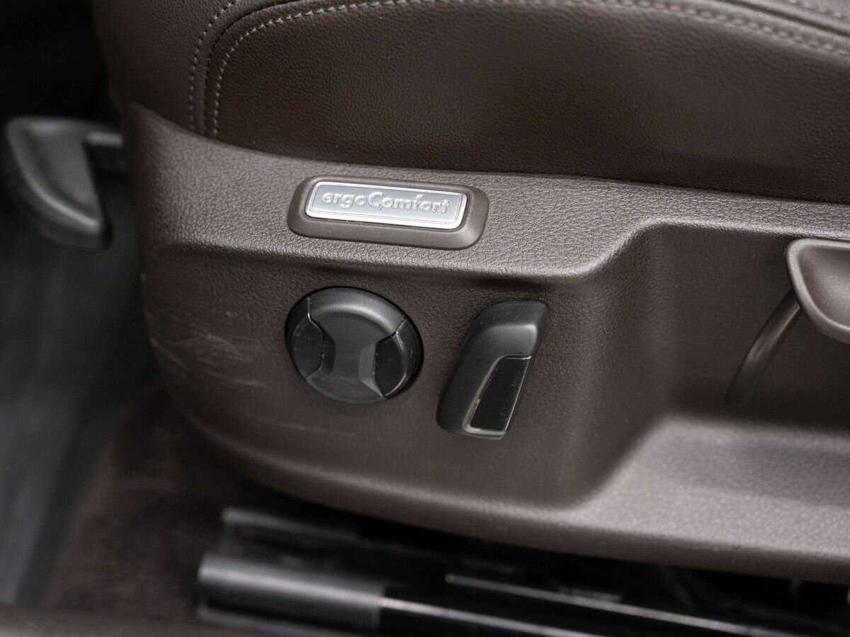 Volkswagen Passat, 2016 - Фото №17