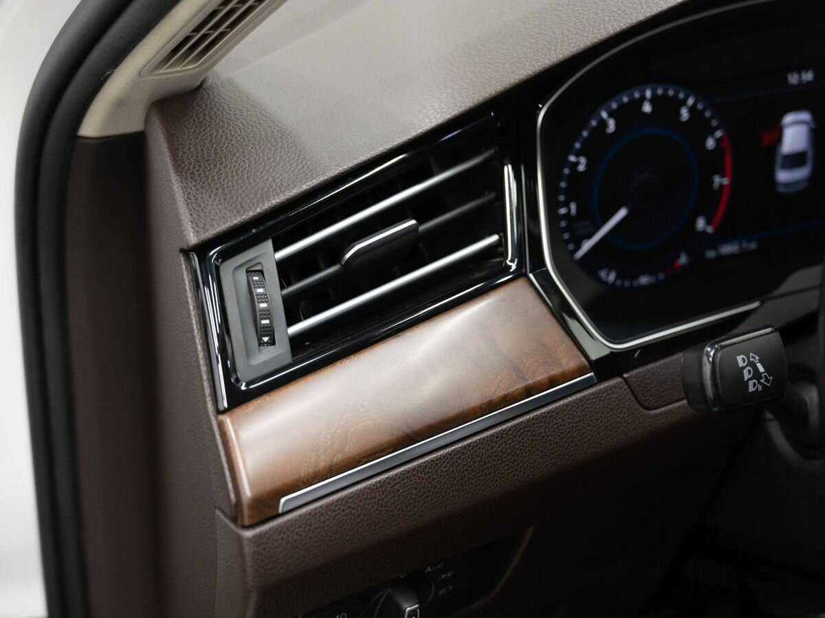 Volkswagen Passat, 2016 - Фото №18