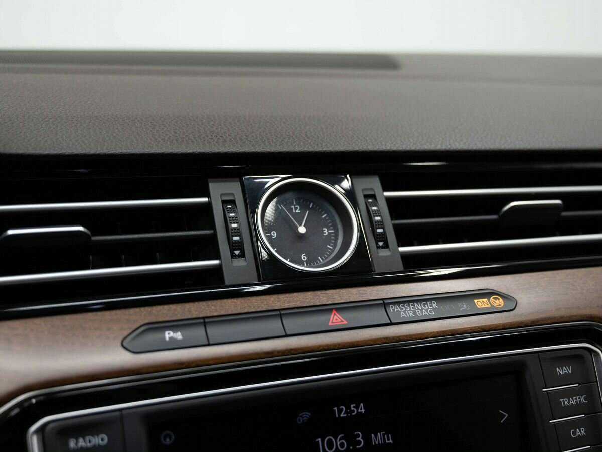 Volkswagen Passat, 2016 - Фото №19