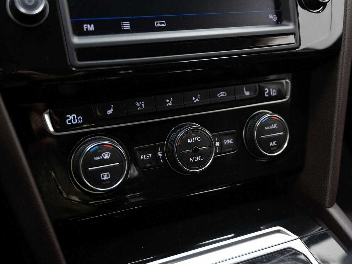 Volkswagen Passat, 2016 - Фото №23