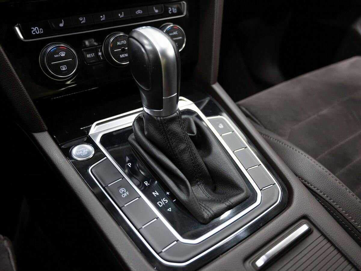 Volkswagen Passat, 2016 - Фото №24