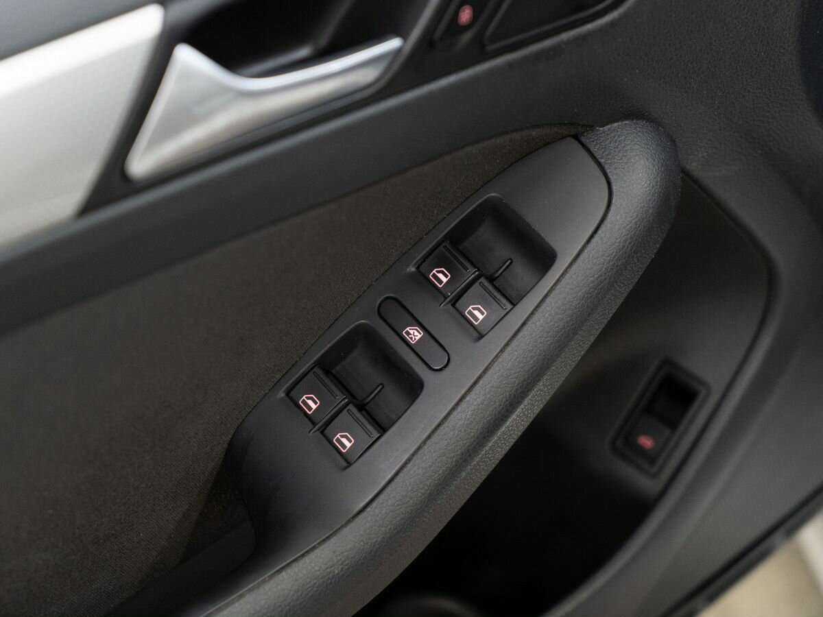 Volkswagen Jetta, 2013 - Фото №14