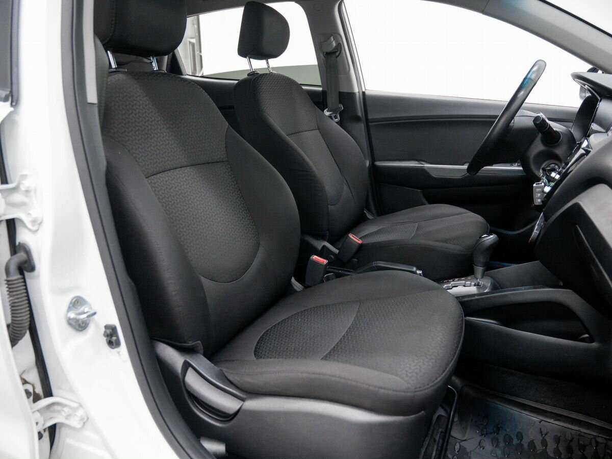 Kia Rio, 2017 - Фото №8