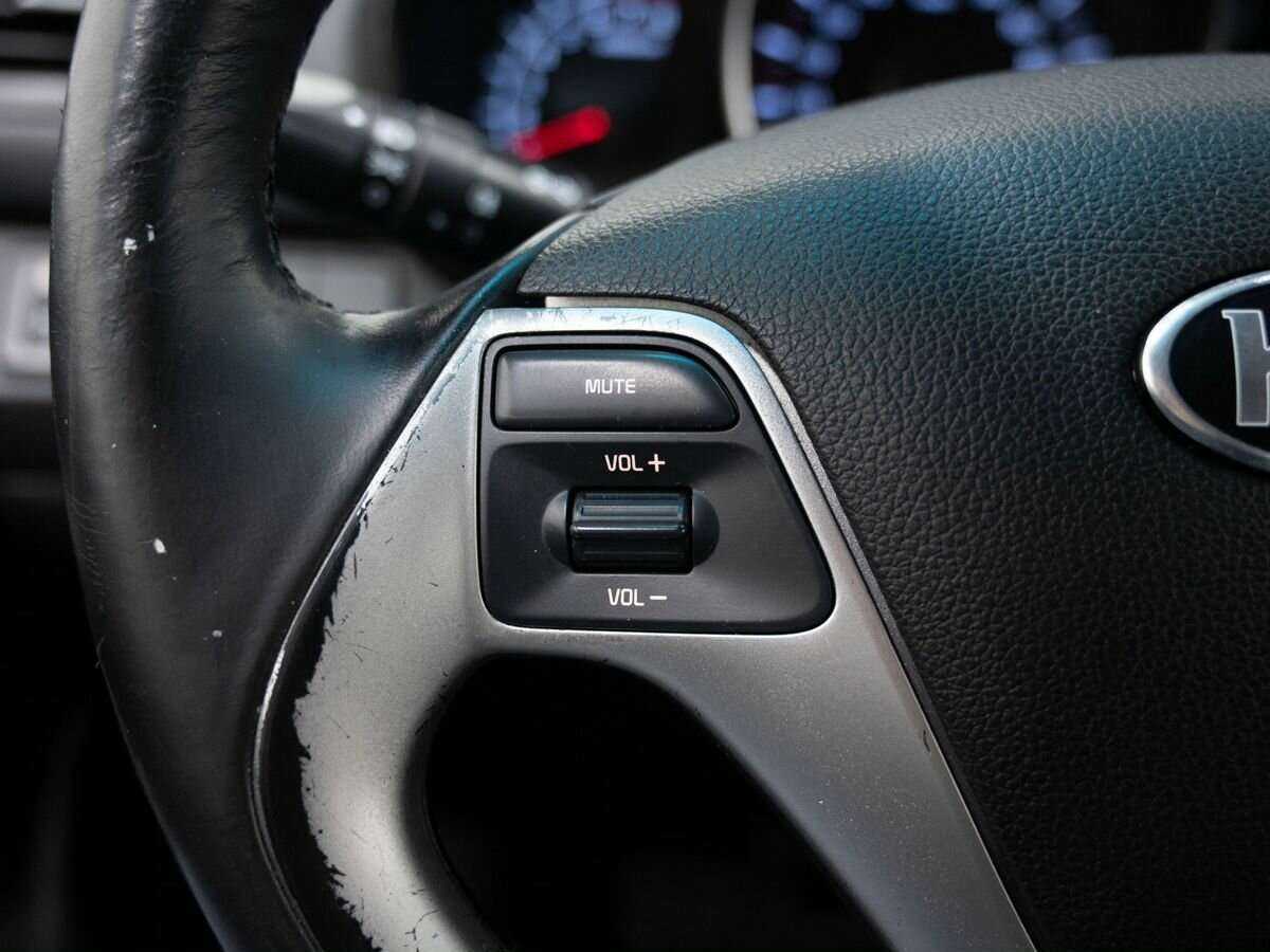 Kia Rio, 2017 - Фото №17