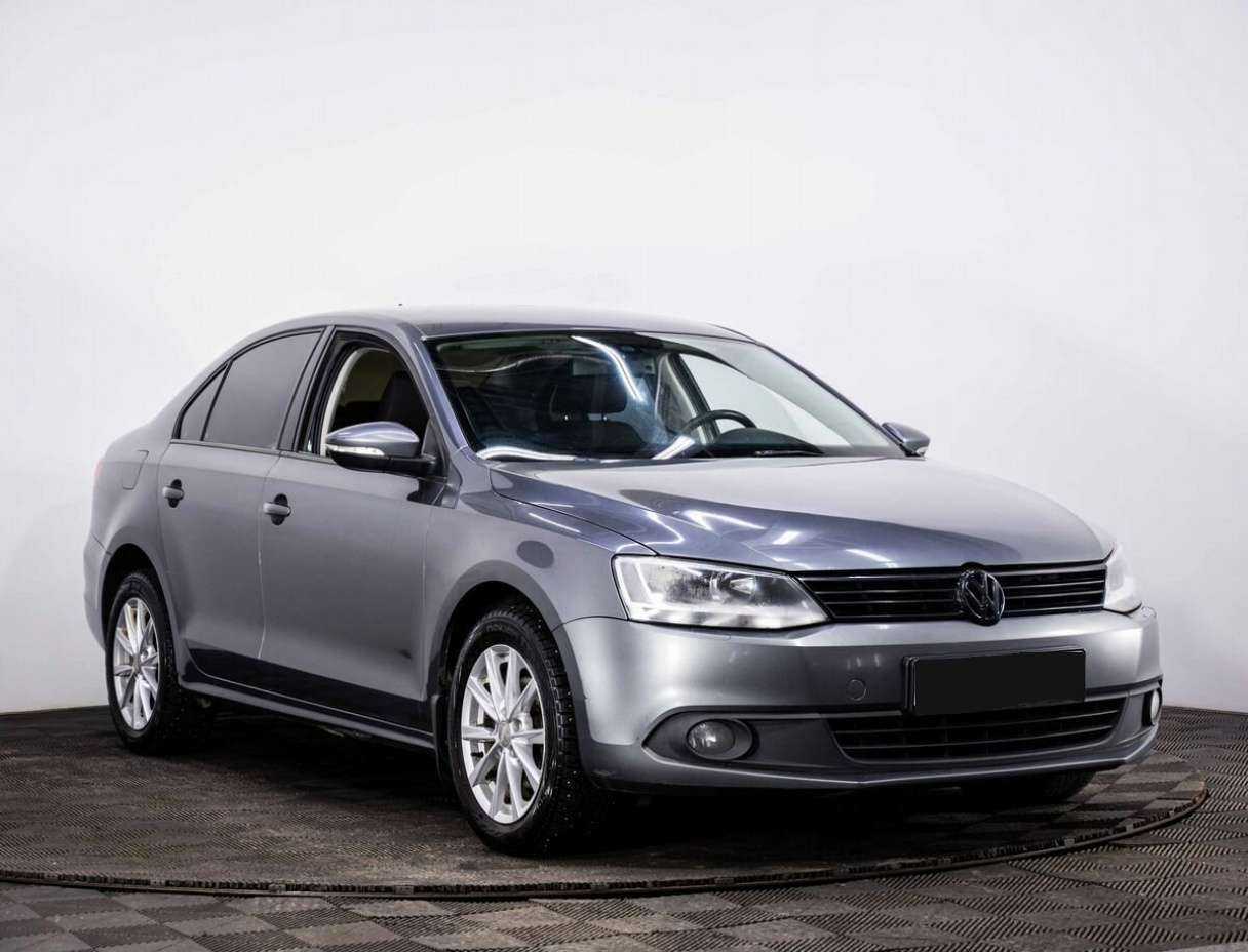 Volkswagen Jetta, 2012 - Фото №2