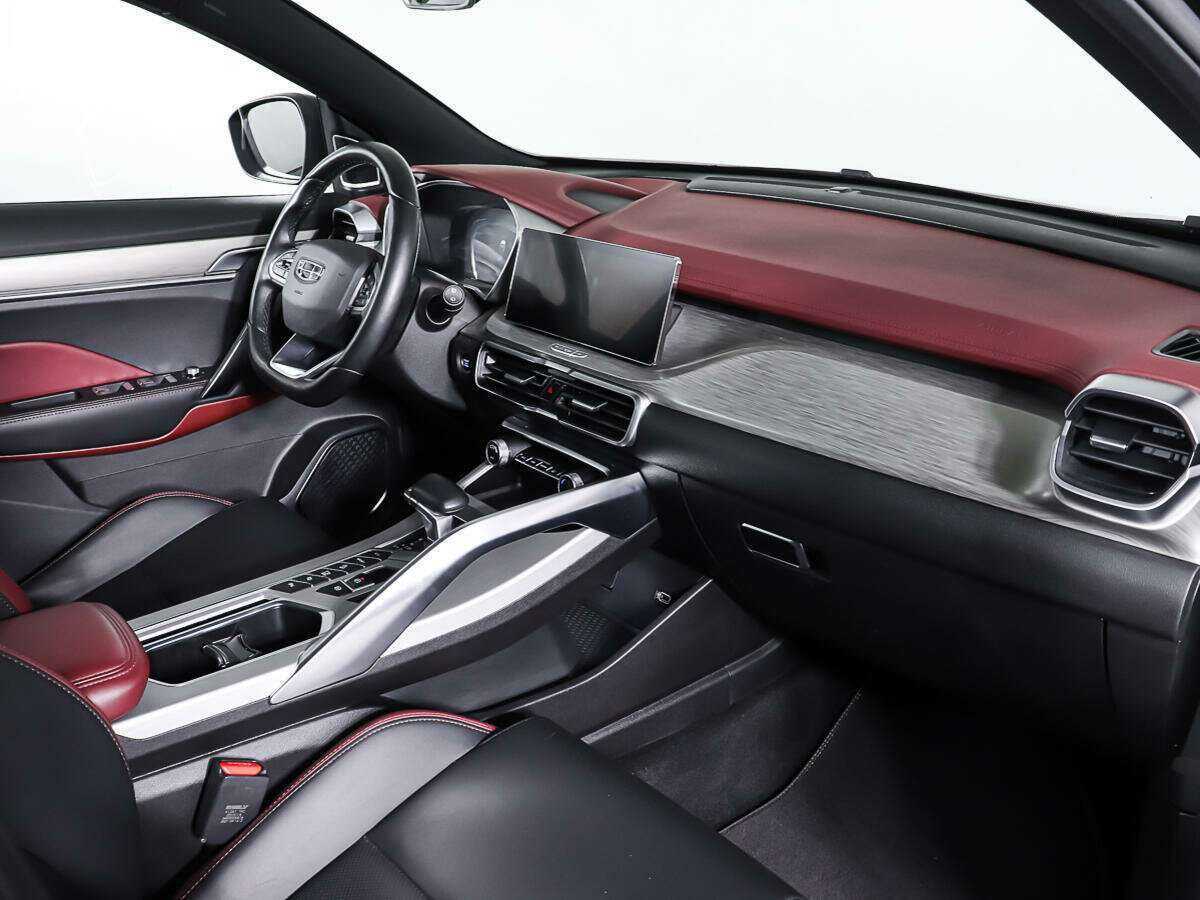 Geely Coolray, 2022 - Фото №8