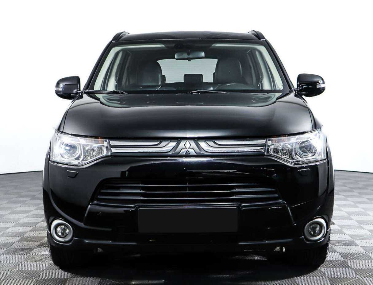 Mitsubishi Outlander, 2012 - Фото №1