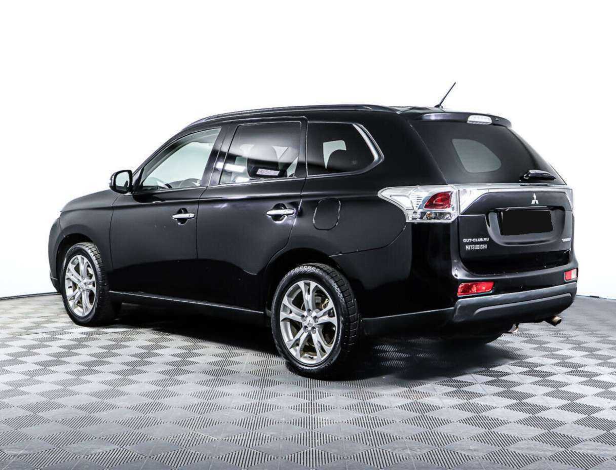 Mitsubishi Outlander, 2012 - Фото №6