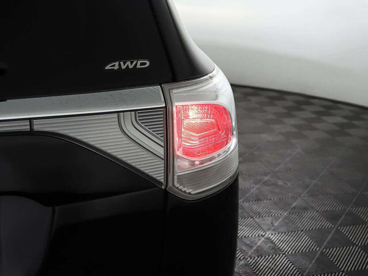 Mitsubishi Outlander, 2012 - Фото №21