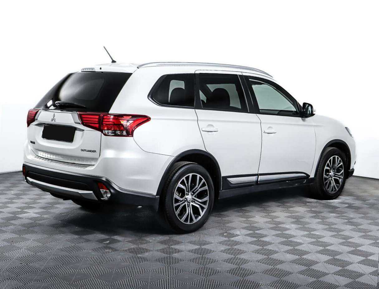 Mitsubishi Outlander, 2016 - Фото №3