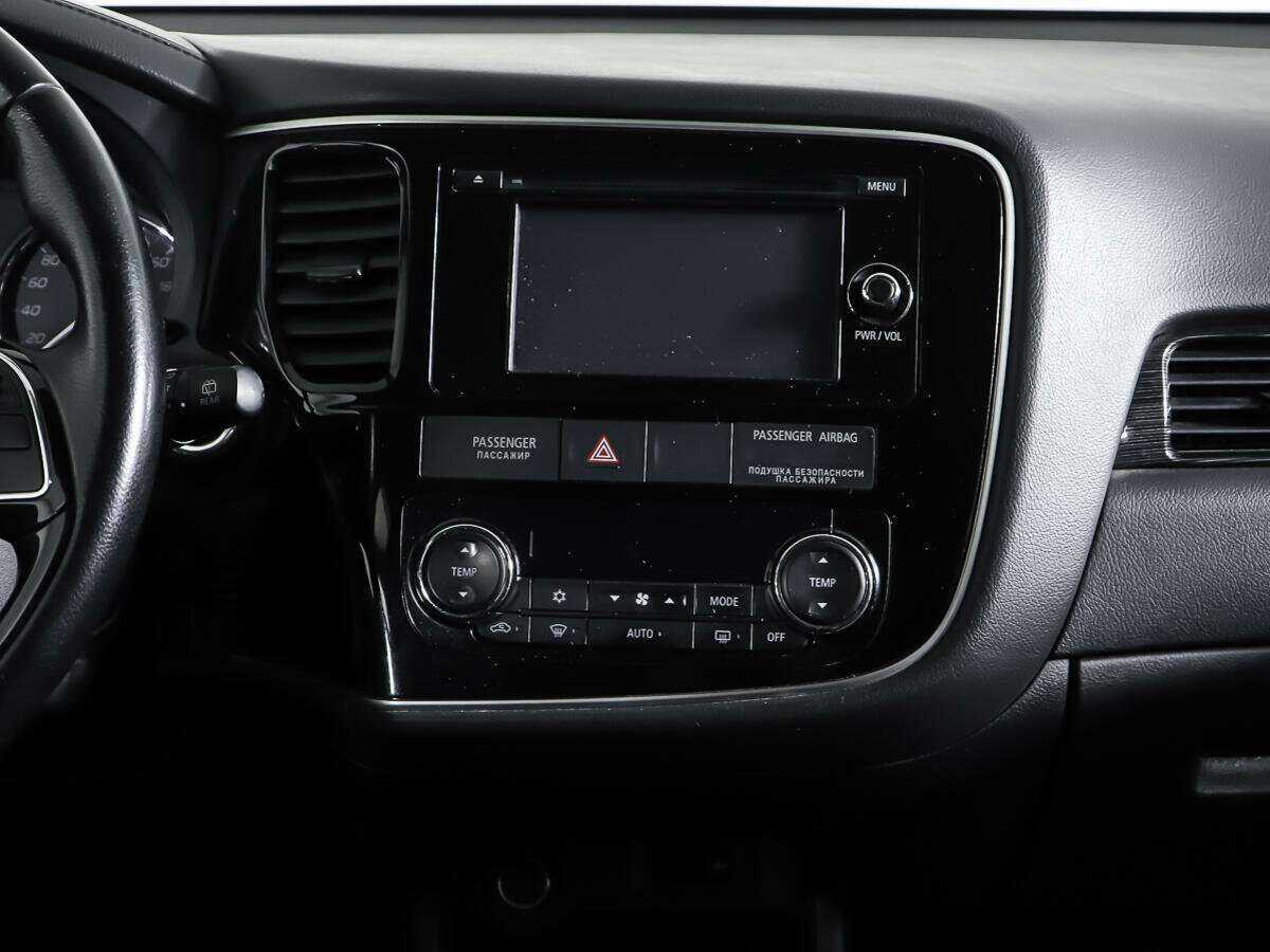 Mitsubishi Outlander, 2016 - Фото №10