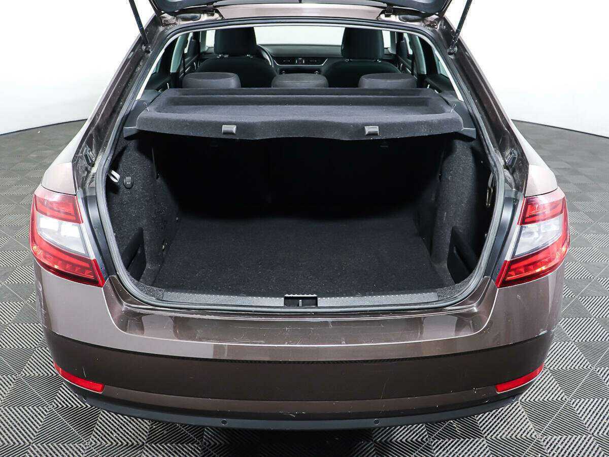 Skoda Octavia, 2018 - Фото №8