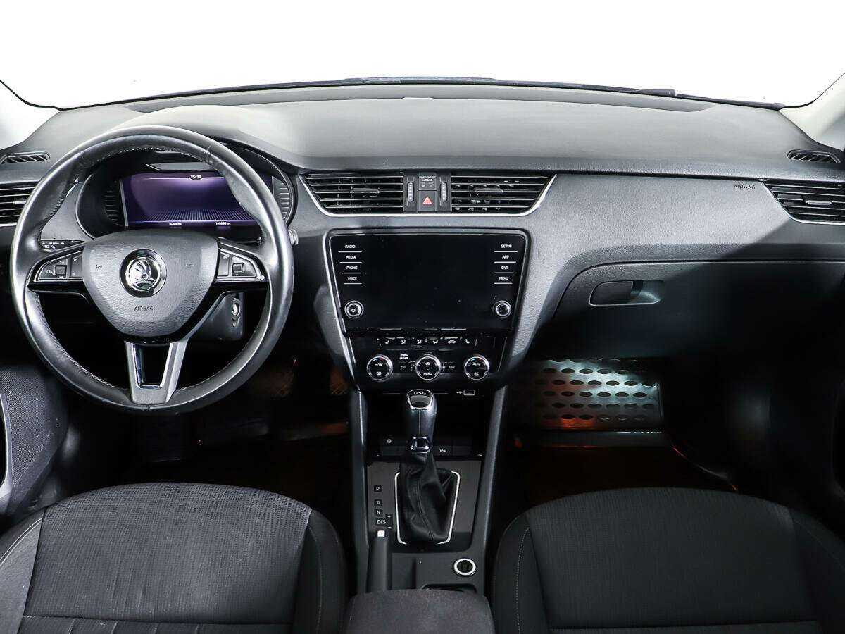 Skoda Octavia, 2018 - Фото №11