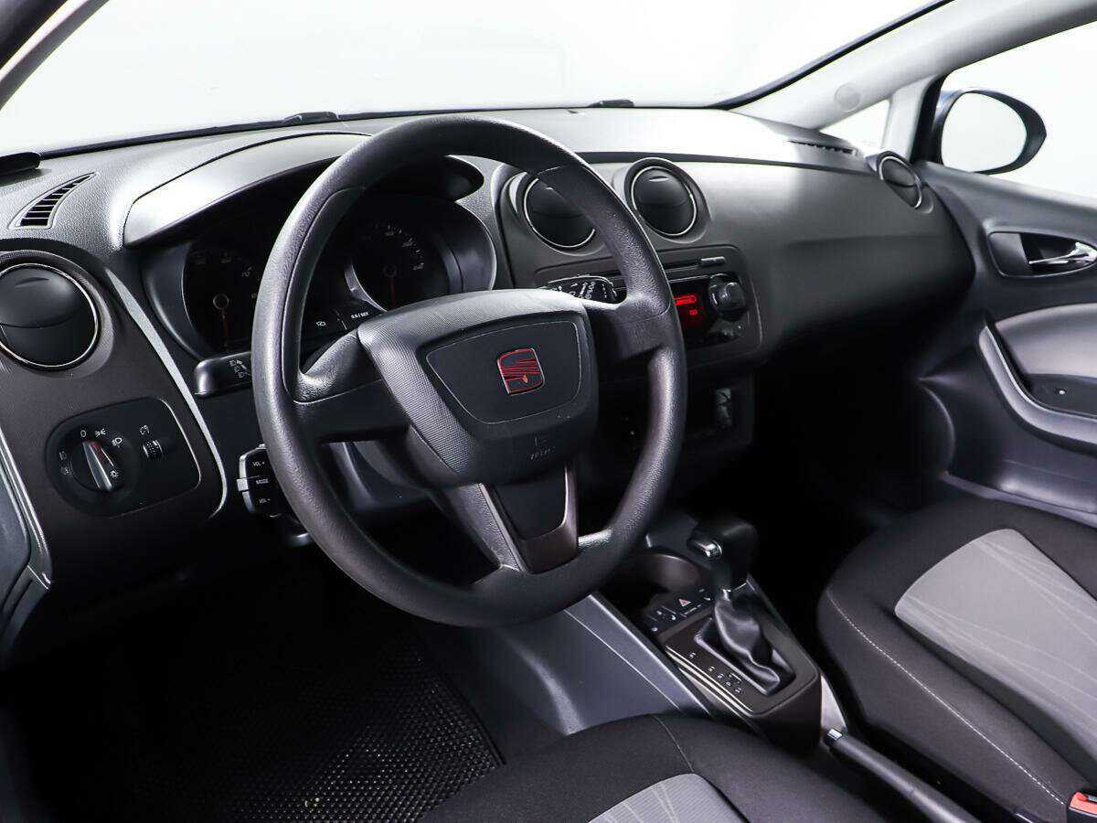 SEAT Ibiza, 2012 - Фото №12