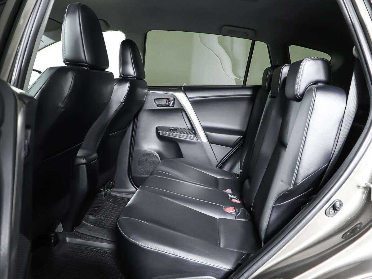 Toyota RAV4, 2013 - Фото №9