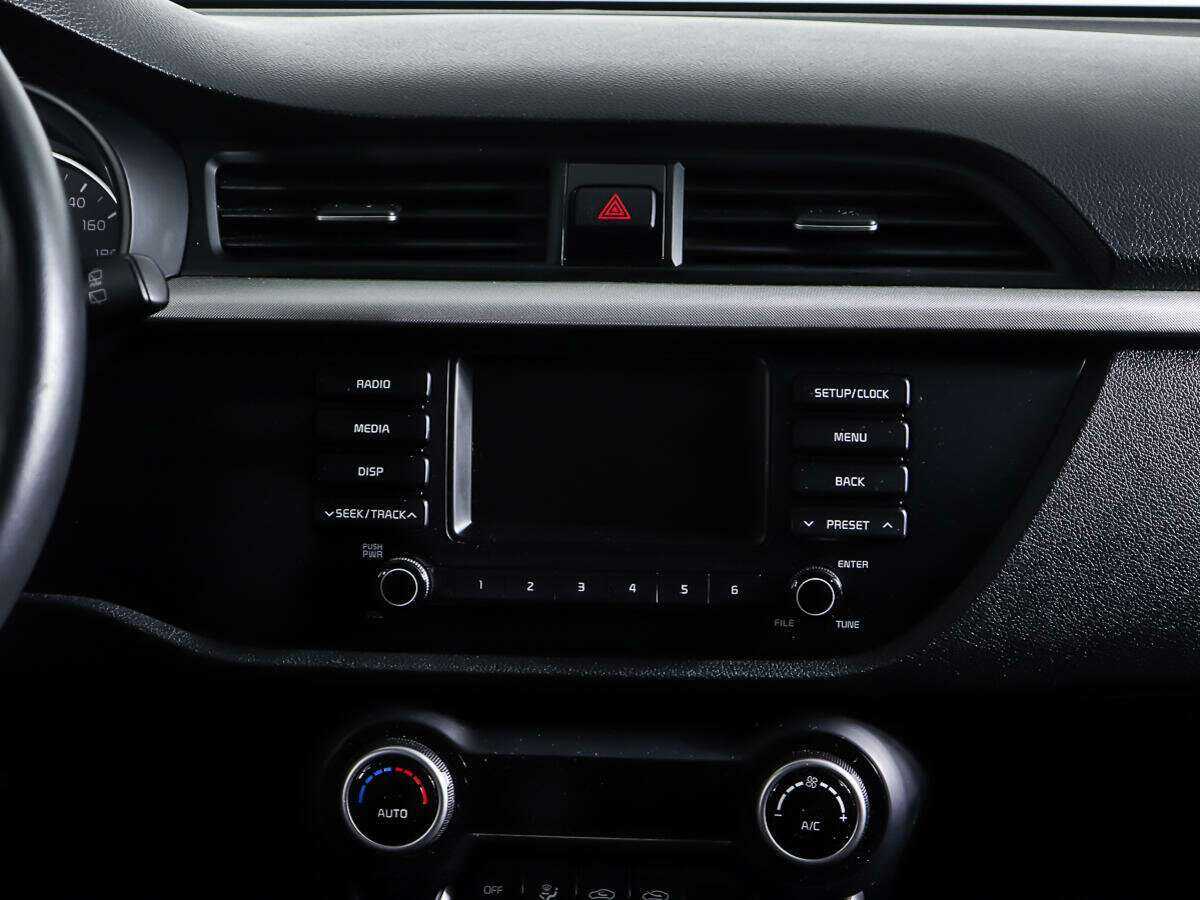 Kia Rio X-Line, 2020 - Фото №11