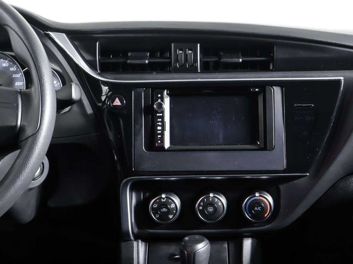 Toyota Corolla, 2016 - Фото №11