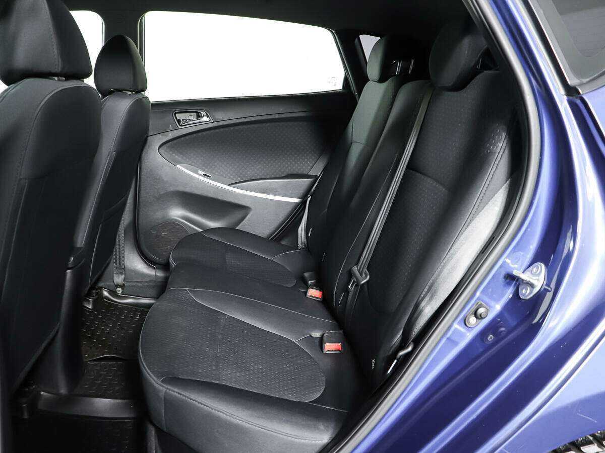 Hyundai Solaris, 2012 - Фото №9