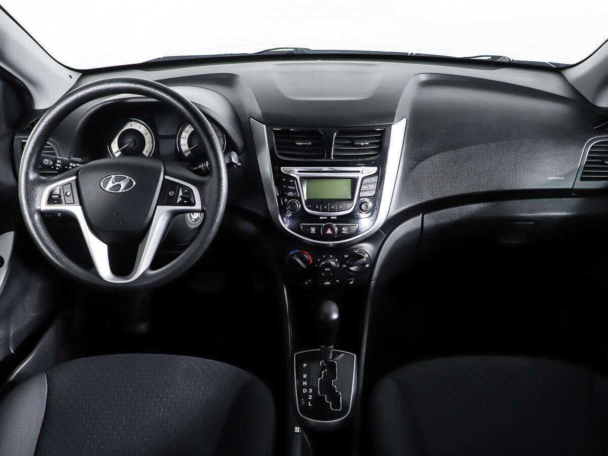 Hyundai Solaris, 2012 - Фото №10
