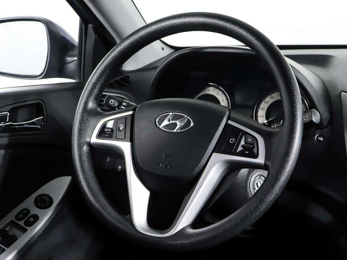 Hyundai Solaris, 2012 - Фото №14
