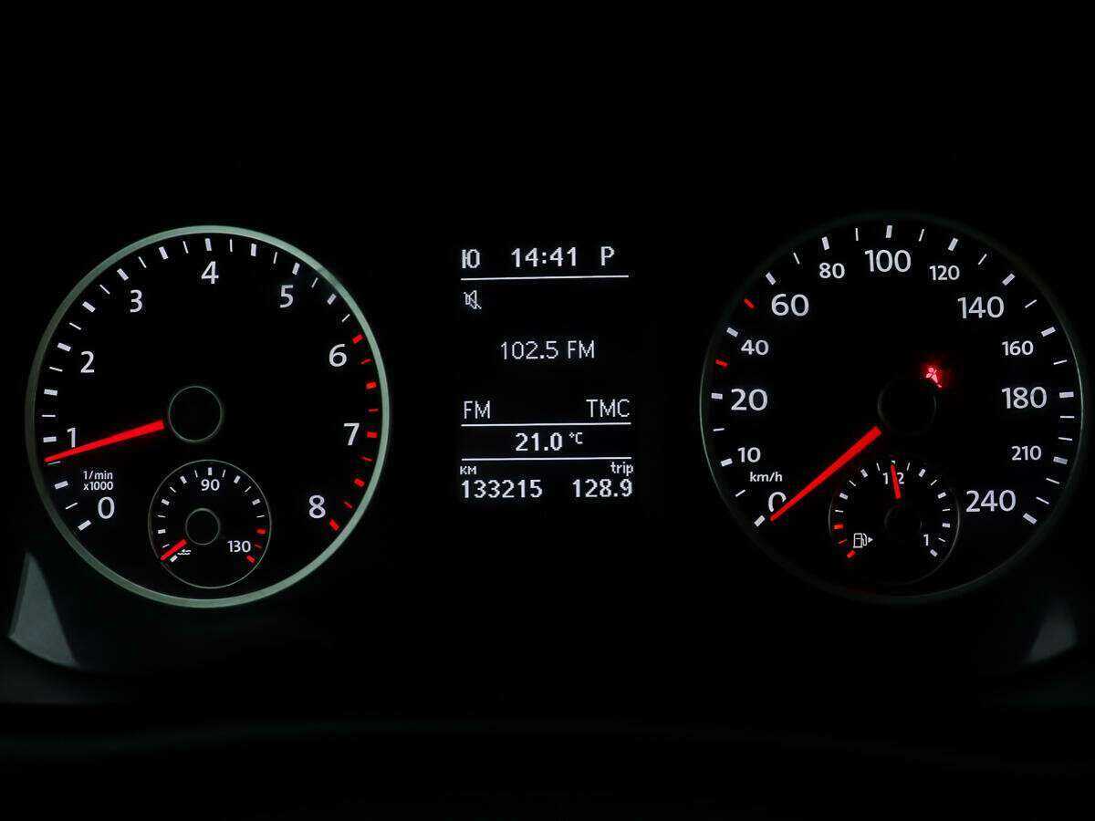 Volkswagen Tiguan, 2013 - Фото №13